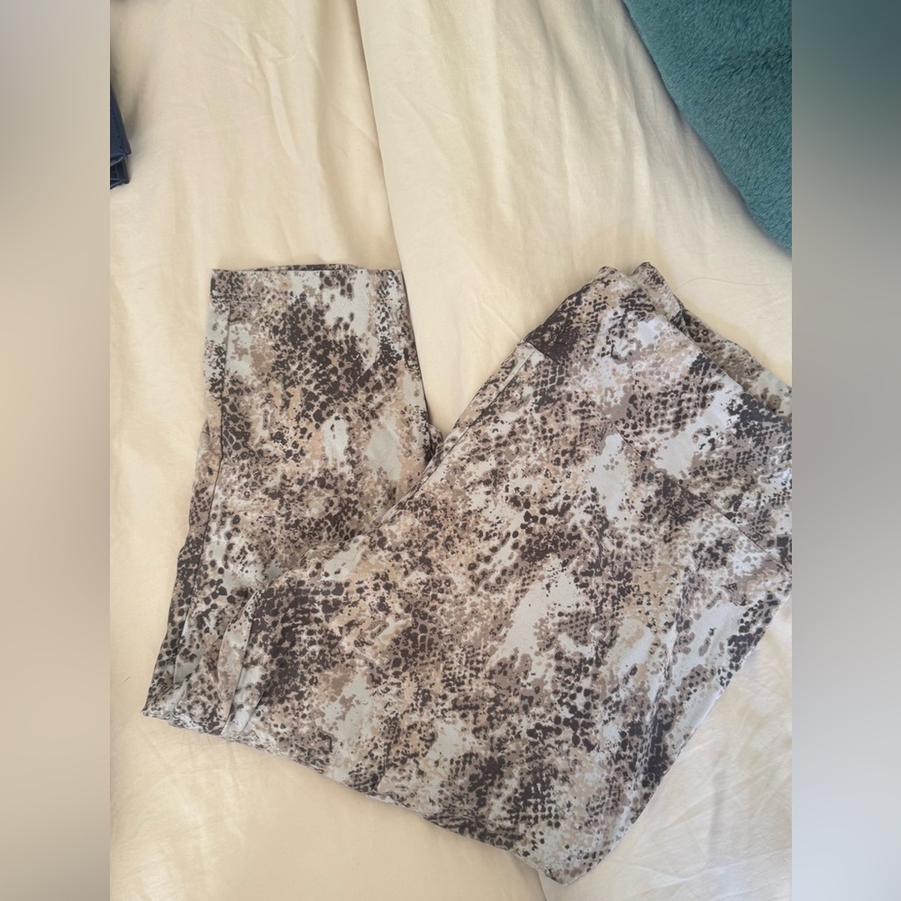 Terra & Sky Animal Print Leggings